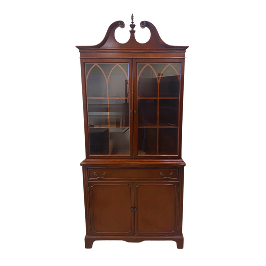 Cabinet - China - Duncan Phyfe Style